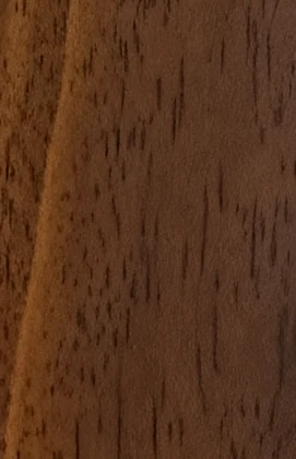 Tokyo Walnut PM-7407 laminate surface